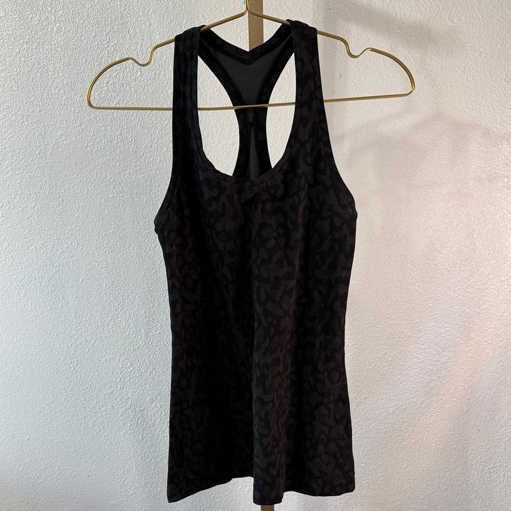 Lululemon Black Patterned Women's Tank Top
